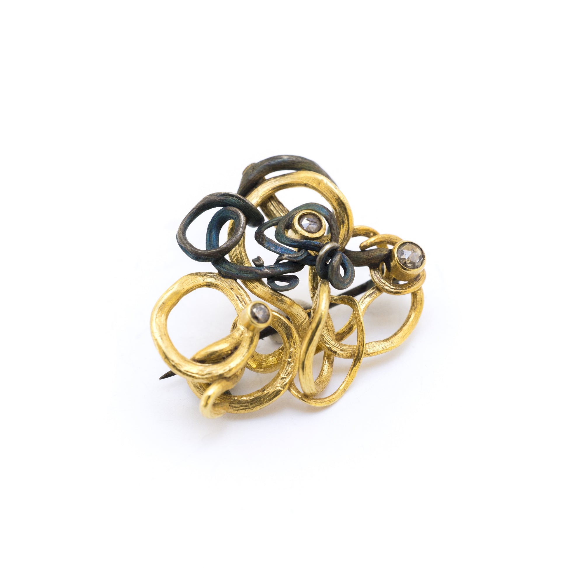 Vine Diamond Brooch - sifisjewellery Chaniajewellery Flowerjewellery Chania Flowerjewelery Flowersproducts