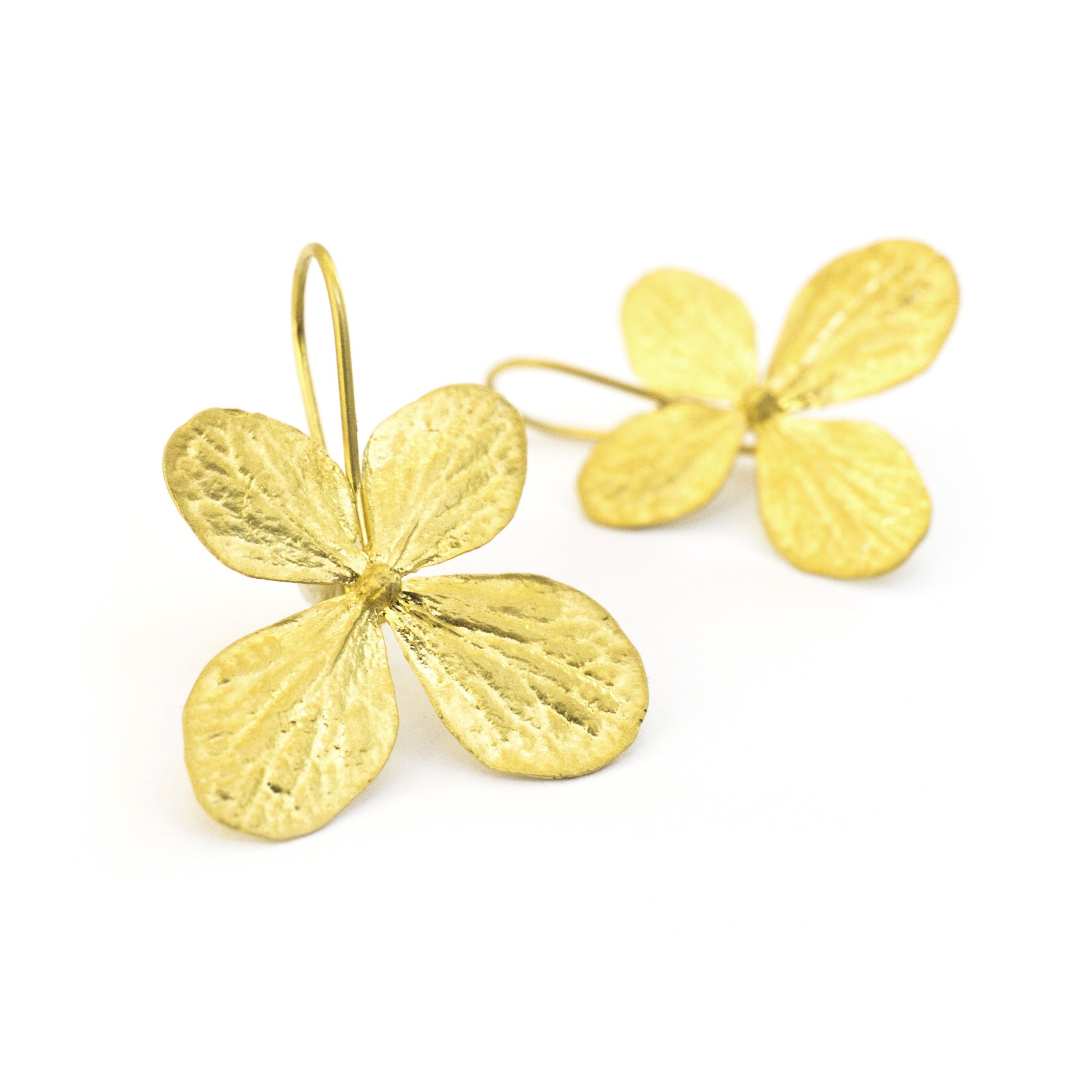 Hydrangea Flower Earrings - sifisjewellery Chaniajewellery Flowerjewellery Chania Flowerjewelery Flowersproducts