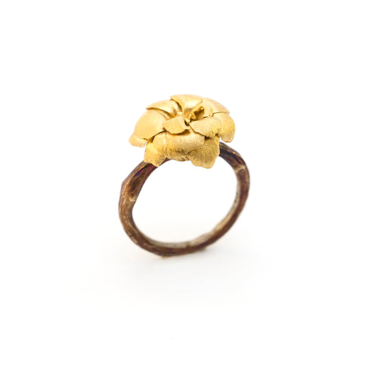 Kalanchoe & Vine Branch Ring